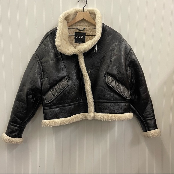 ZARA Black Faux Leather Cream Fleece Lined Sz L - Picture 3 of 13